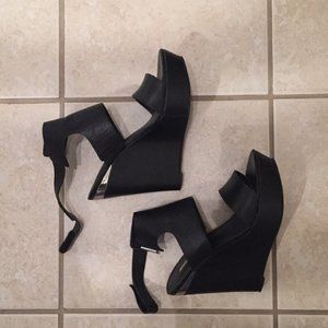 Guess Oppal Platform Wedges Shoes Black Sz 6.5